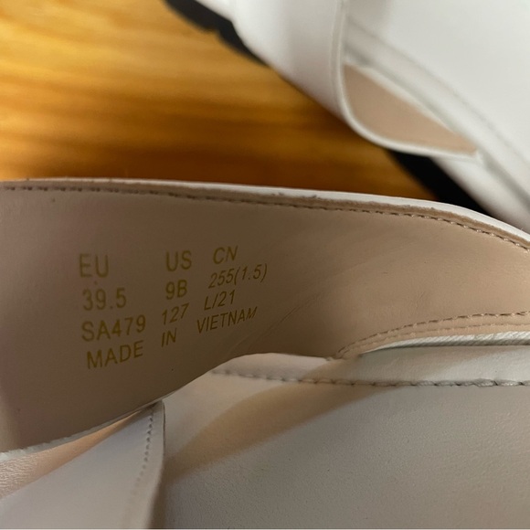 Stuart Weitzman Elodie Leather Slide Sandal Womens size 9 white neutral - Picture 4 of 6